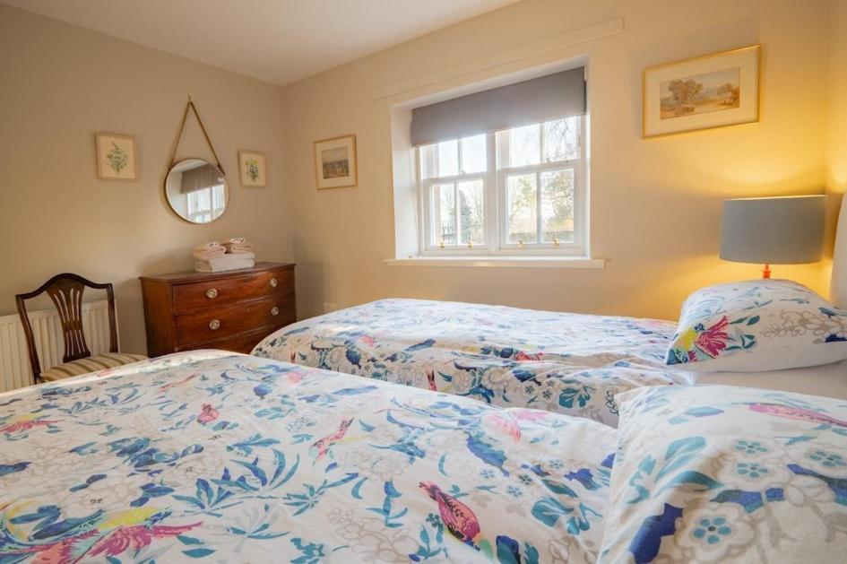 Foulis Castle Gate Lodge Evanton 外观 照片